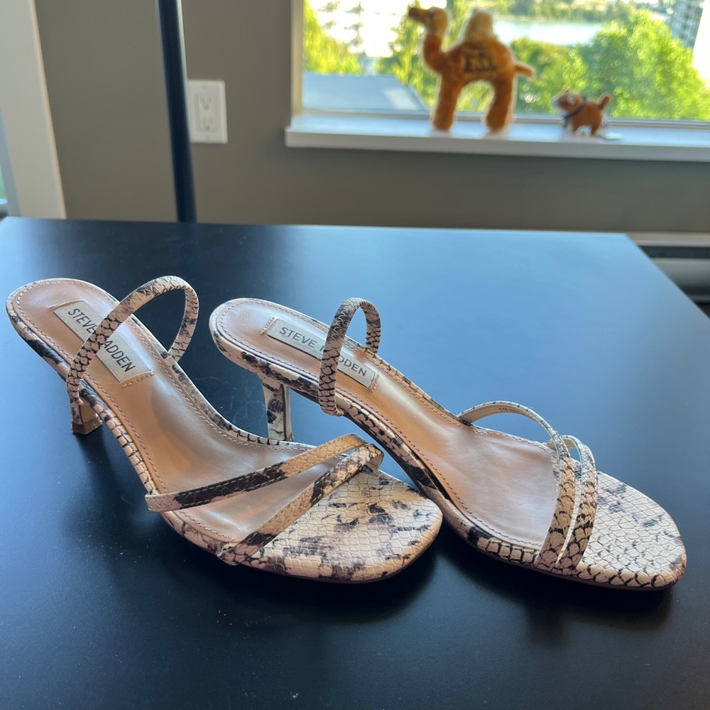 Steve Madden | Loft Sandals- 6